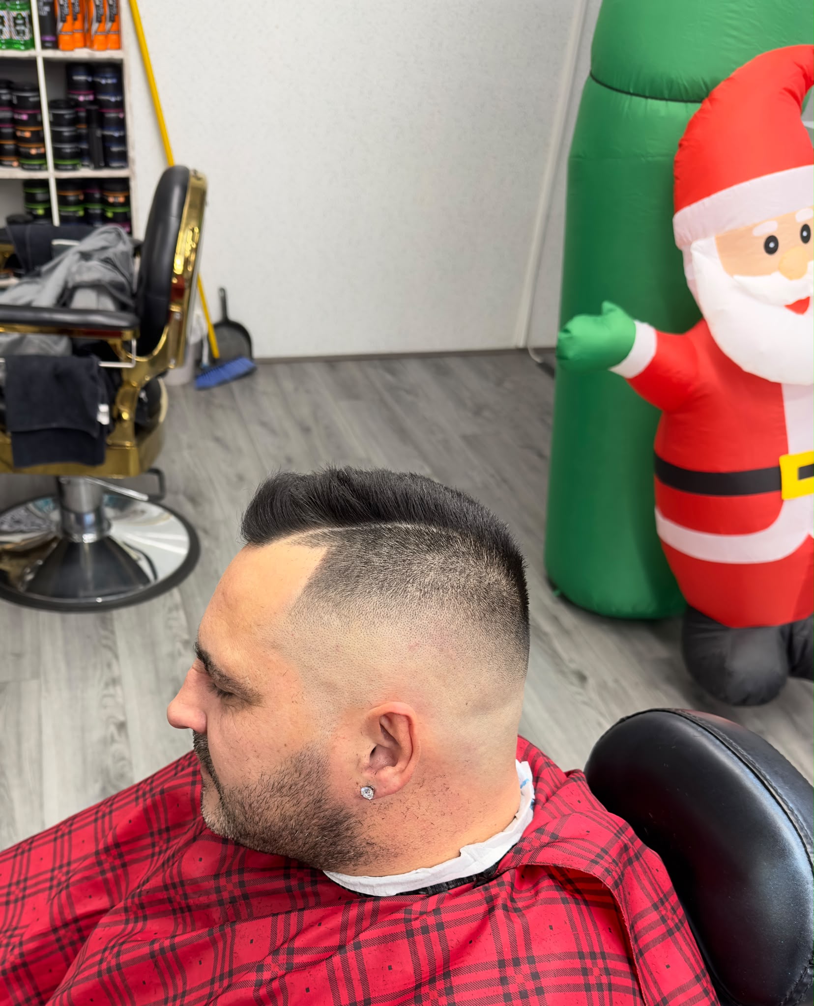 New Style Mobile Barber haircut 6