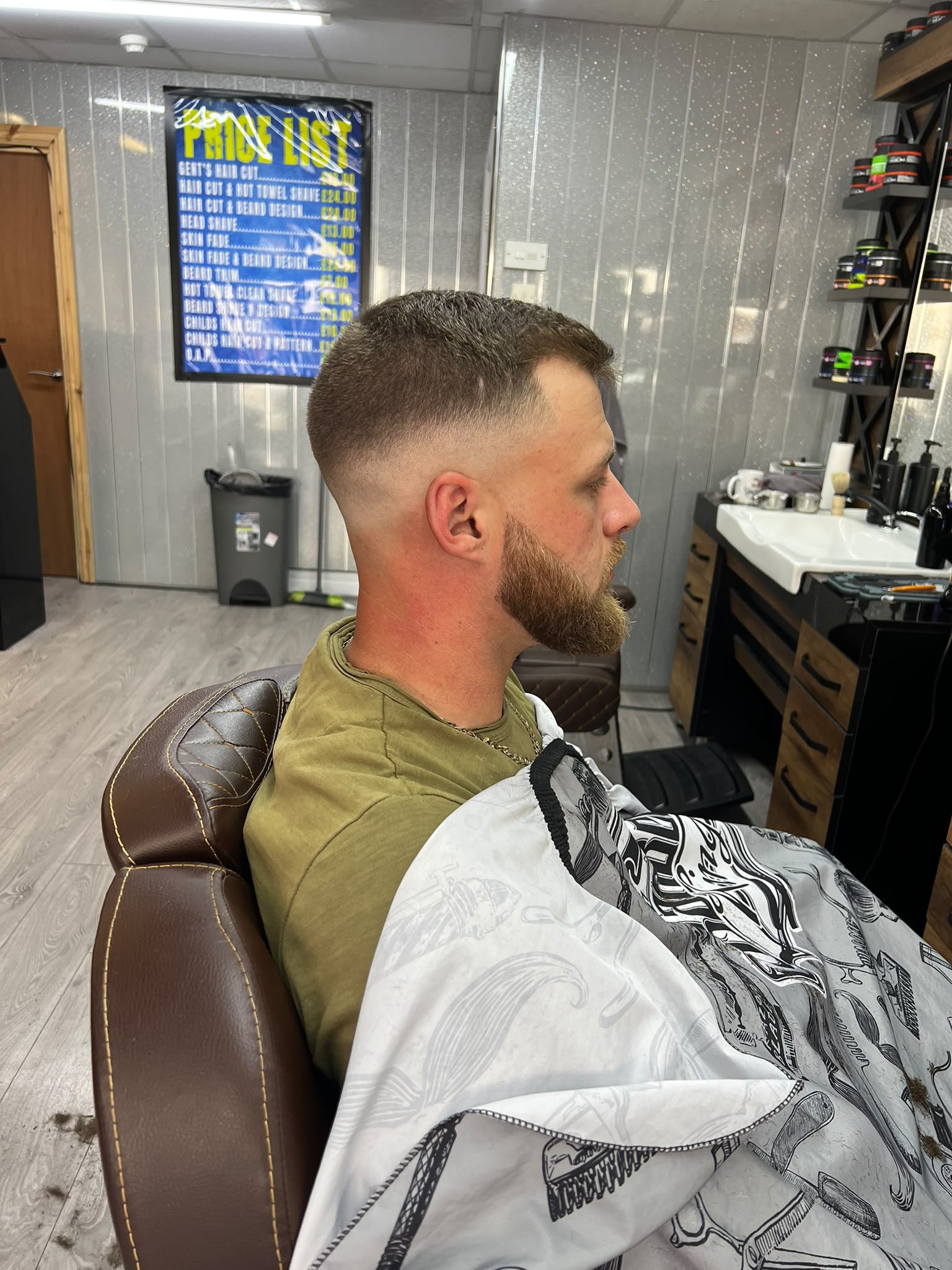 New Style Mobile Barber haircut 15